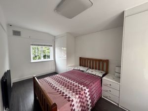 Photo 8- click for photo gallery